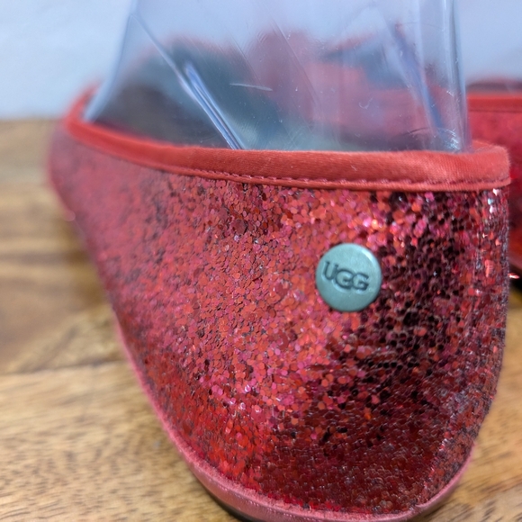 UGG red sparkle flats size 9.5 - Picture 9 of 9